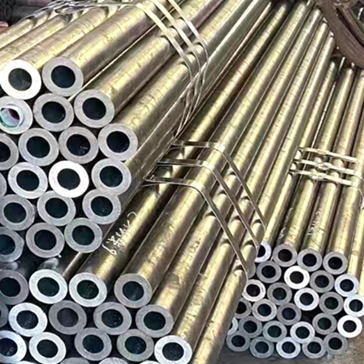 إنكولوي 825 الأنابيب غير الملحومة